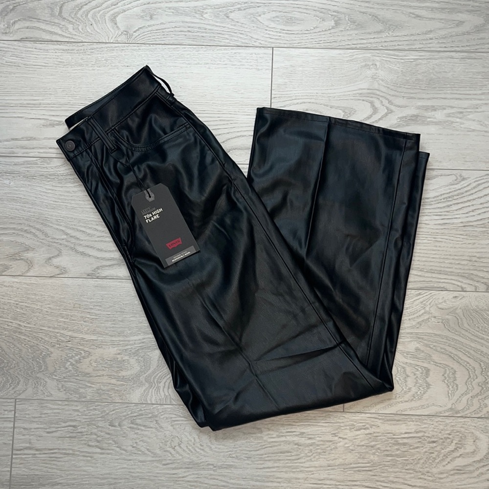 Levi’s Premium 70s High Flare